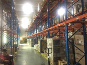 出租宝安区福永镇保安大道旁精品厂房2000平层高7米